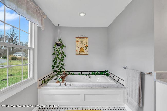 16 Saddle Ridge Rd, House other with 5 bedrooms, 4 bathrooms and null parking in Colts Neck NJ | Image 45