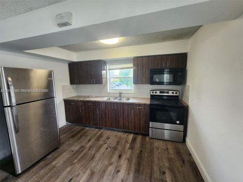 4-4117 Woodside Dr, Coral Springs, FL, 33065 | Card Image