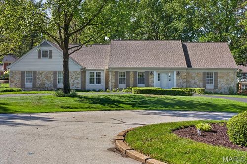 14014 Clairette Ln, Chesterfield, MO, 63017-8308 | Card Image