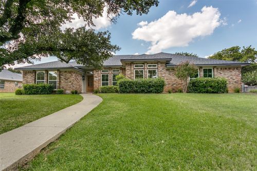 3700 Cliffwood Dr, Colleyville, TX, 76034-8631 | Card Image