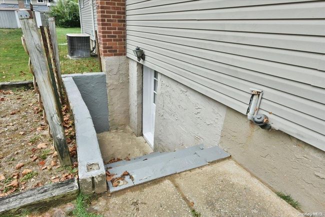 6 Windward Ln, House other with 4 bedrooms, 3 bathrooms and null parking in Commack NY | Image 26