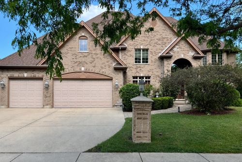 948 Lorie Ln, Lake Zurich, IL, 60047-1345 | Card Image