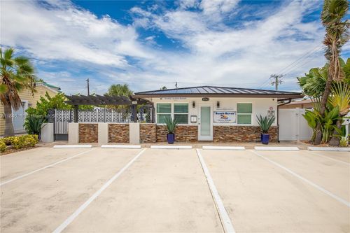 4-4561 Poinciana St, Lauderdale By The Sea, FL, 33308-3517 | Card Image