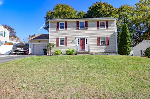 53 Wagner Street, Manchester, NH, 03104 | Card Image