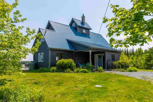 899 W Petpeswick Rd, West Petpeswick, NS, B0J2L0 | Card Image