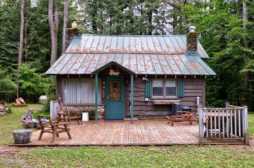 33 Chuckwagon Dr, Lake Luzerne, NY, 12846 | Card Image