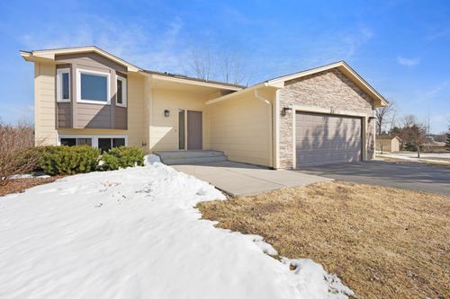 20775 Cedar Dr Nw, Oak Grove, MN, 55011-9108 | Card Image