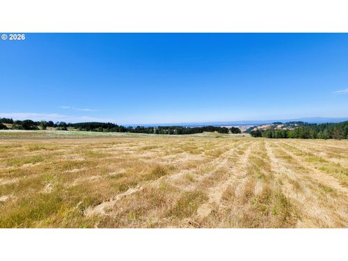 6-34088 Mount Tom Dr, Harrisburg, OR, 97446-8704 | Card Image