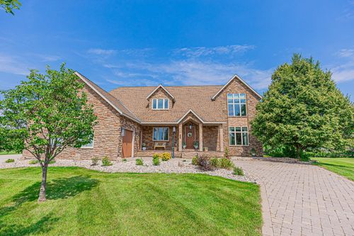 6132 18th St S, Fargo, ND, 58104-7635 | Card Image