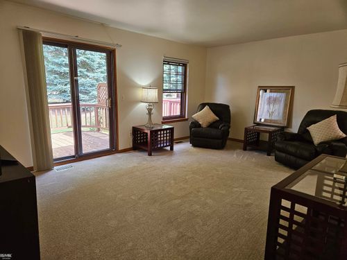 25046 Joanne Smith Dr Drive, Warren, MI, 48091 | Card Image