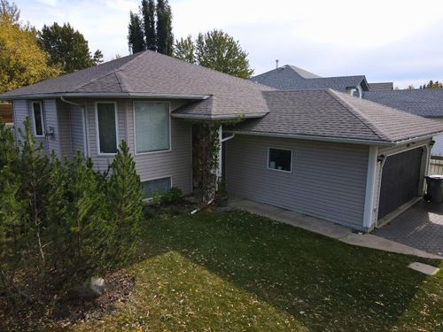 {{alt}} | Card Image