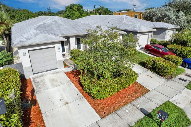 739 Nw 2 Nd Ave, Home with 3 bedrooms, 2 bathrooms and null parking in Fort Lauderdale FL | Image 22