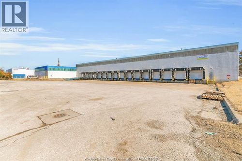 b-3324 Marentette Ave, Windsor, ON, N8X4G4 | Card Image
