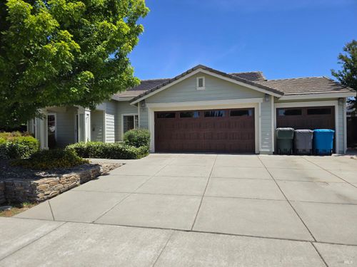 1640 Folsom Downs Cir, Dixon, CA, 95620-4829 | Card Image