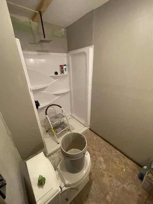 3128 Sw 27th St, Oklahoma City, OK, 73108-5402 | Card Image