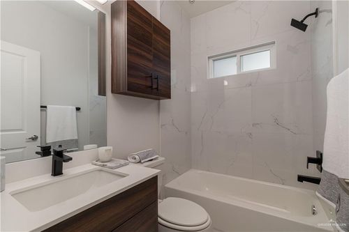 unit-4-3600 Mary Ln, Weslaco, TX, 78599-5043 | Card Image