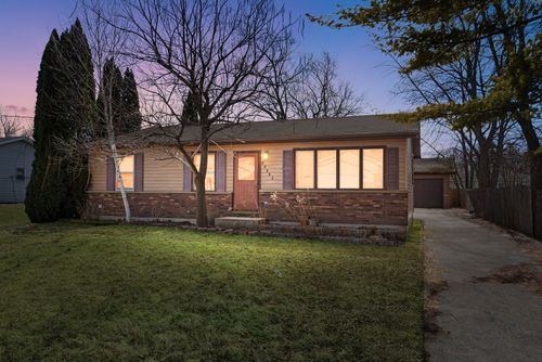 10435 W Chaplin Ave, Beach Park, IL, 60099-3809 | Card Image