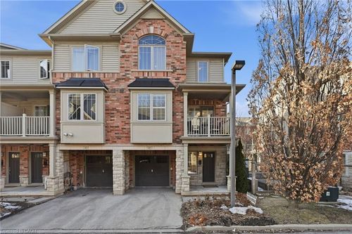 42-362 Plains Rd E, Burlington, ON, L7T0A4 | Card Image