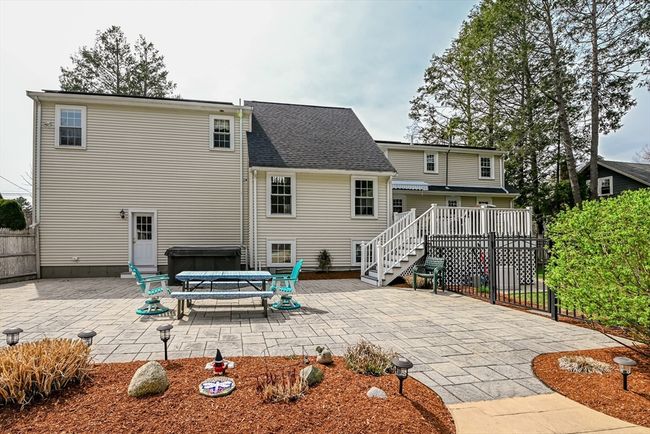 318 Fisher St, House other with 4 bedrooms, 4 bathrooms and 6 parking in Walpole MA | Image 34