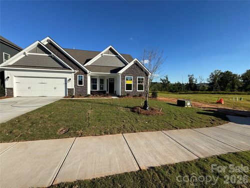 2211 Tabor Rd, Sherrills Ford, NC, 28673-8239 | Card Image