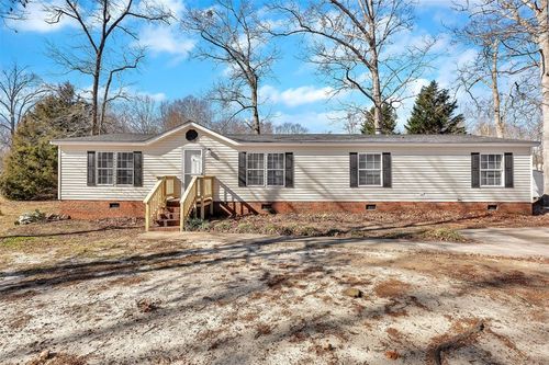 124 Sue Ella Ct, Townville, SC, 29689-4449 | Card Image