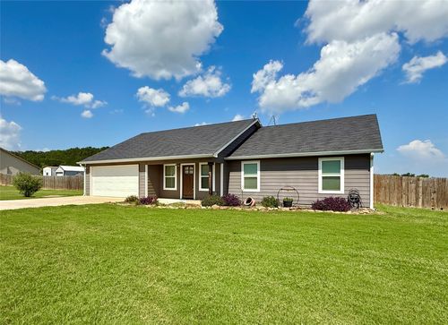 204 Holly Hill Rd, Mineral Wells, TX, 76067-5024 | Card Image