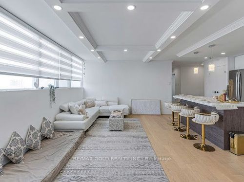 2108-3700 Kaneff Cres, Mississauga, ON, L5A4B8 | Card Image