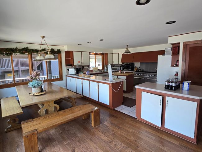 202 - 8250 Northern Rd, Condo with 2 bedrooms, 2 bathrooms and 1 parking in Minocqua WI | Image 54