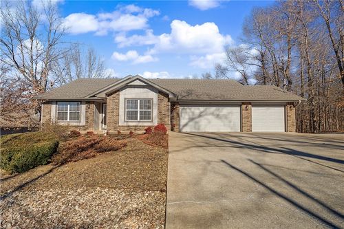 16 Dunvegan Ln, Bella Vista, AR, 72715-4931 | Card Image