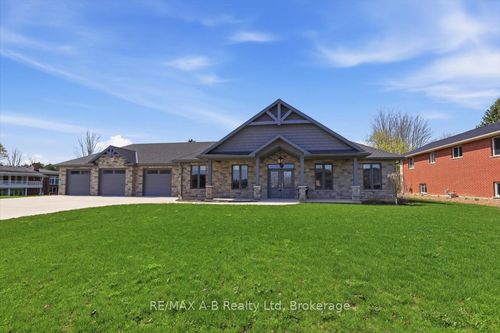 54 William Street, West Perth, ON, N0K1N0 | Card Image