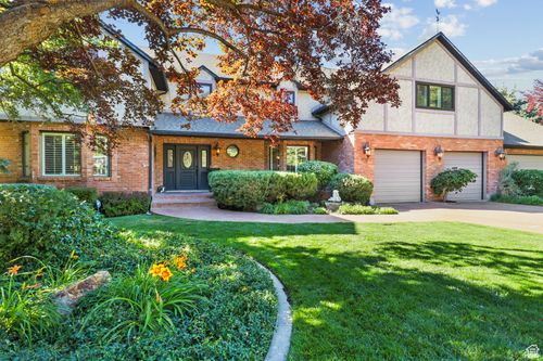 9618 S Ruskin Cir, Sandy, UT, 84092-3571 | Card Image