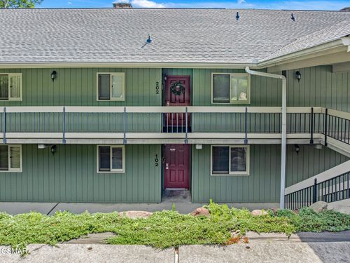 apt-102-526 Briarcliff Way, Pigeon Forge, TN, 37863-4277 | Card Image