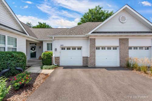 805 Cambridge Dr, Batavia, IL, 60510-7641 | Card Image