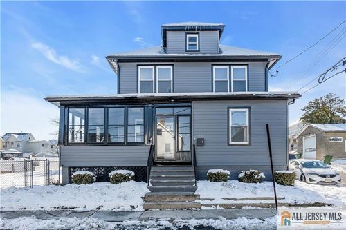 42 Dane St, Sayreville, NJ, 08872-1103 | Card Image