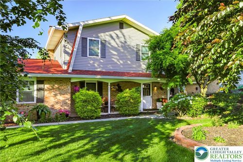 5111 Donna Dr, Coplay, PA, 18037-2665 | Card Image