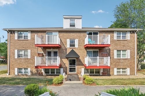 apt-51-1 Brown Ave, Amesbury, MA, 01913-1118 | Card Image