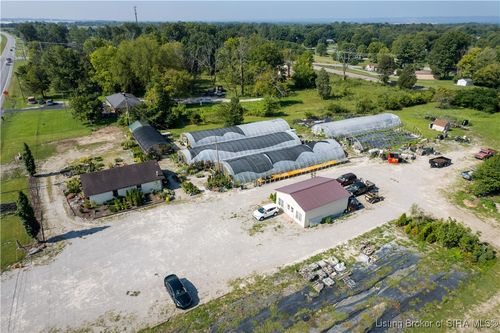 8911 Highway 62, Charlestown, IN, 47111-8407 | Card Image