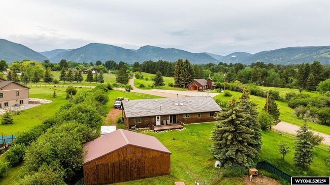 31 Wagon Box Rd, Home with 3 bedrooms, 2 bathrooms and null parking in Story WY | Image 4
