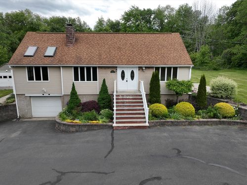 5 Hollow Rd, Wilbraham, MA, 01095-2340 | Card Image