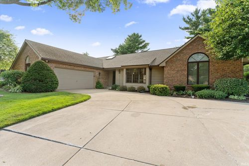 16099 Covington Pkwy, Granger, IN, 46530-8807 | Card Image