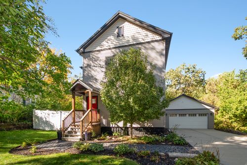 1112 Vinewood Ave, Willow Springs, IL, 60480-1358 | Card Image