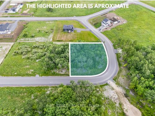 91 Soulanges St, L'orignal, ON, K0B1K0 | Card Image