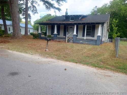 404 Mcgwigan St, Enfield, NC, 27823-1630 | Card Image