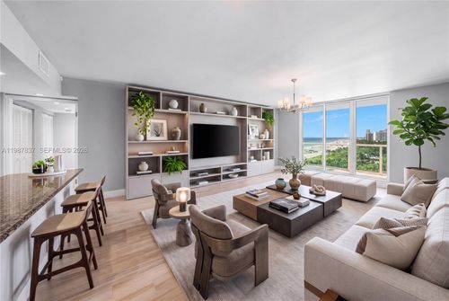1009-2301 Collins Ave, Miami Beach, FL, 33139-1628 | Card Image