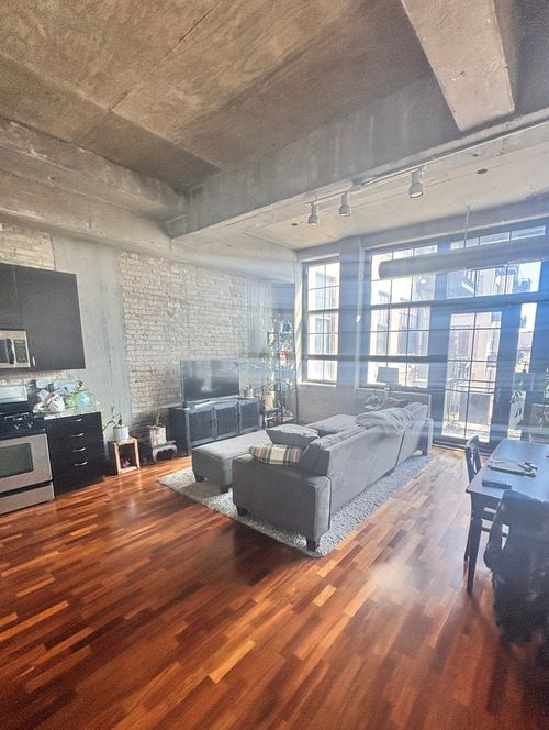 217-3963 W Belmont Avenue, Chicago, IL, 60618 | Card Image