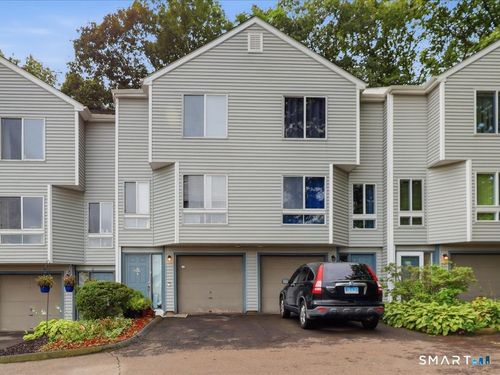 209-1423 Quinnipiac Ave, New Haven, CT, 06513-1738 | Card Image