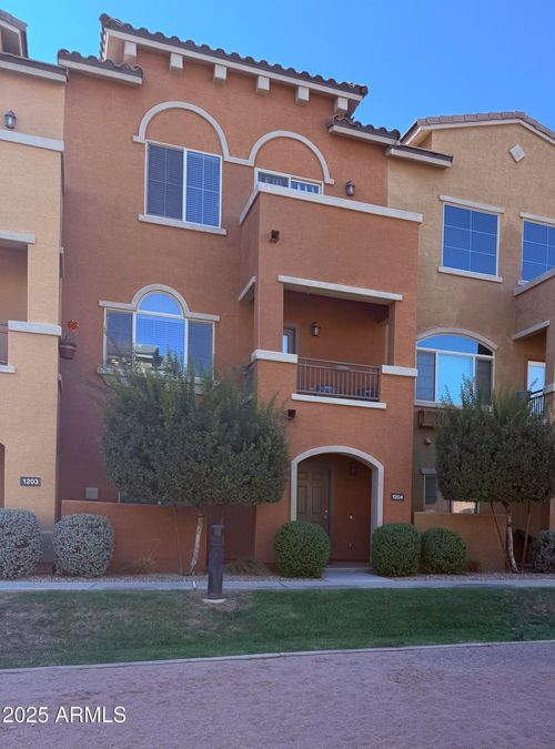 1204-240 W Juniper Ave, Gilbert, AZ, 85233-3911 | Card Image