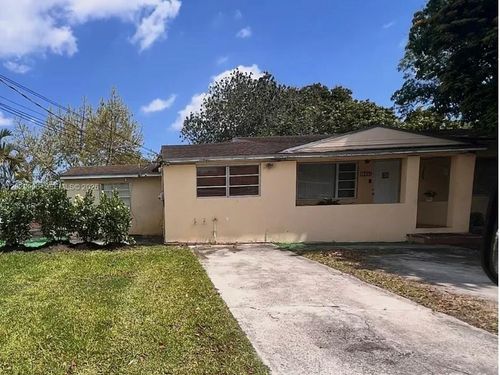 1-1329 Sw 75th Ave, Miami, FL, 33144-4421 | Card Image