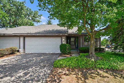 2779 Mulford Dr Se, Grand Rapids, MI, 49546-5688 | Card Image