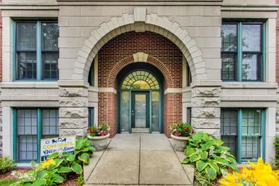 2N - 1410 N Cleveland Avenue, Condo with 3 bedrooms, 2 bathrooms and 2 parking in Chicago IL | Image 3